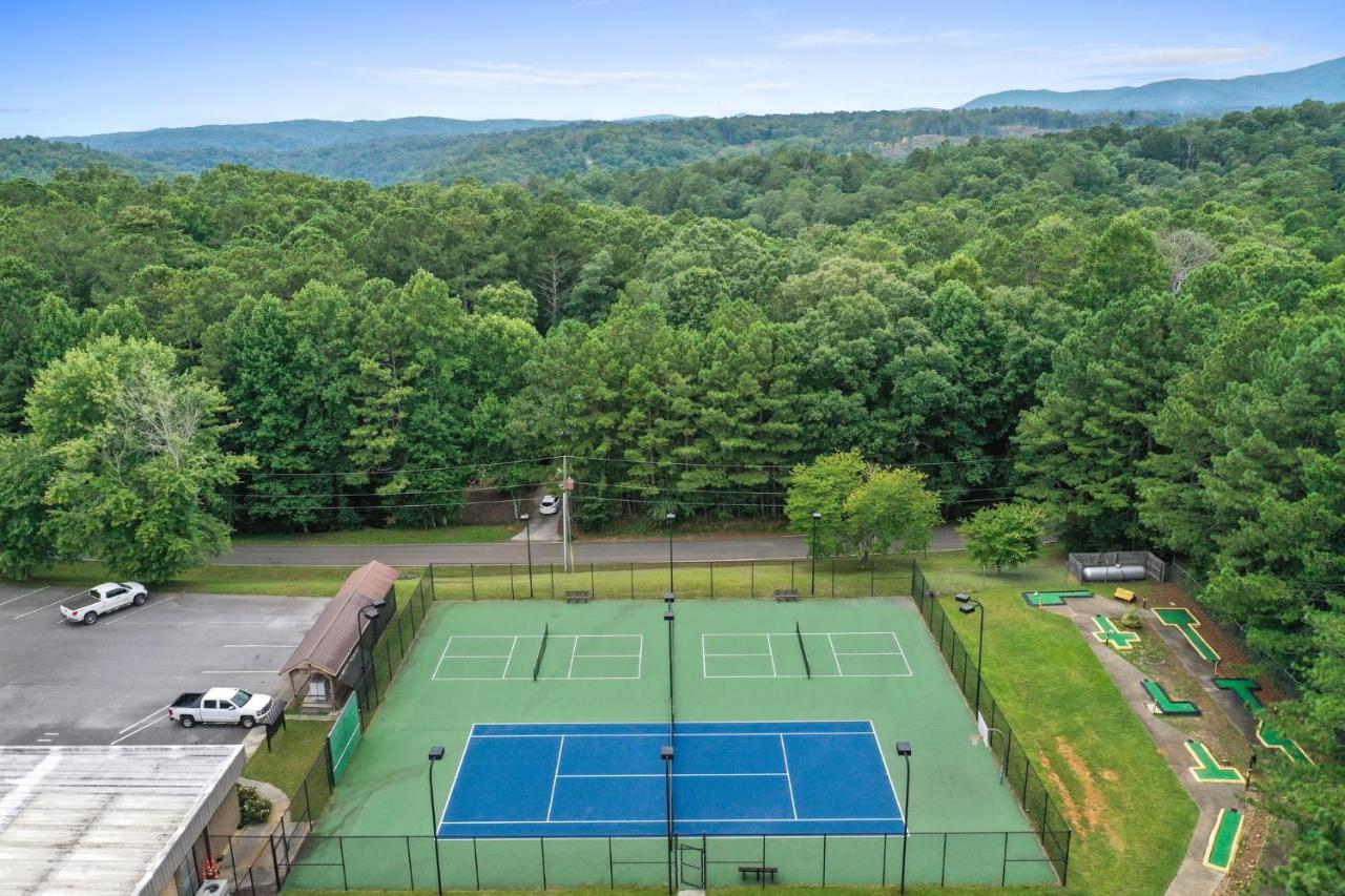 2 Separate Cabins Along A Peaceful Creek With Resort Amenities エリジェイ エクステリア 写真